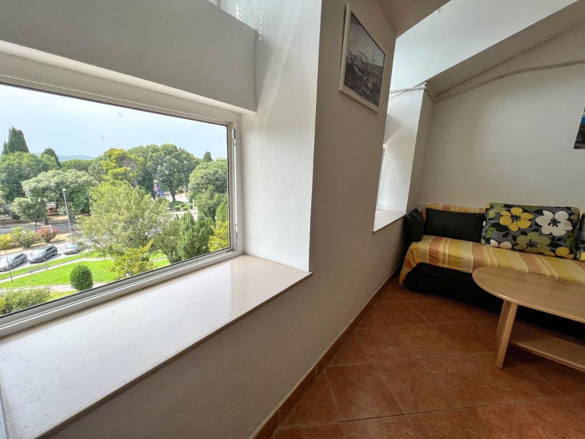Apartments Arena Pula Ngoại thất bức ảnh